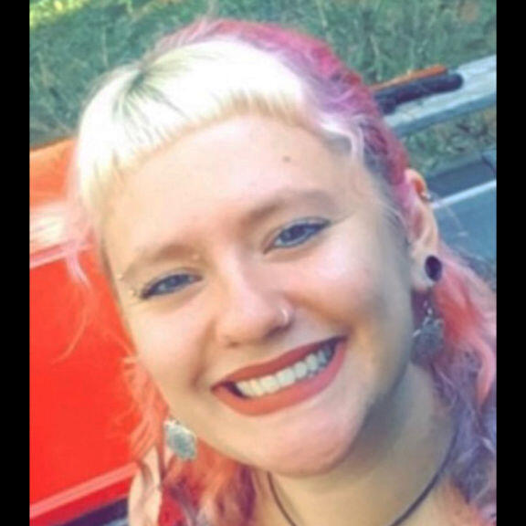 Julia Ruff - Lead Vocals